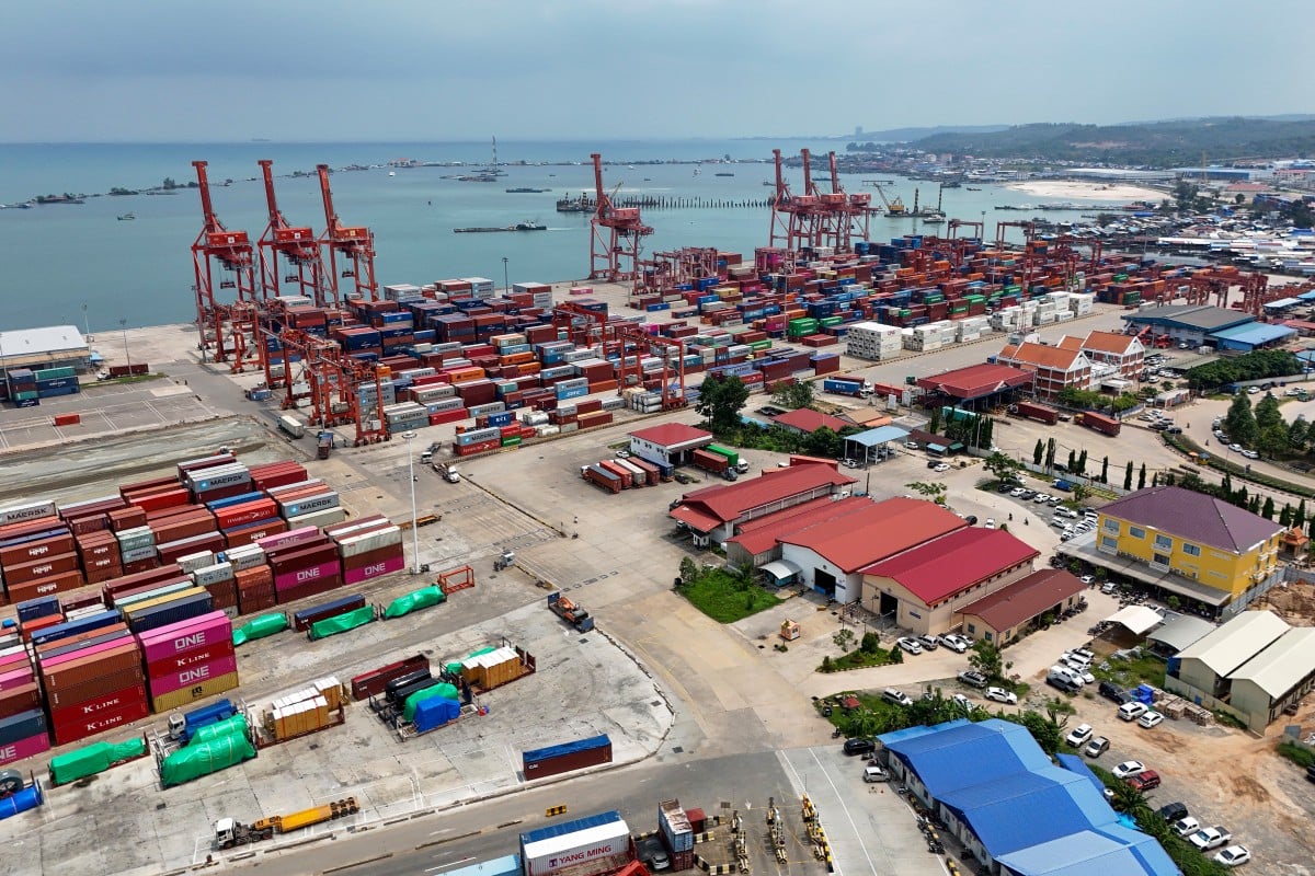 Cambodia Collects 1.47 bln USD in Customs Revenue in H1 Cambodia Collects 1.47 bln USD in Customs Revenue in H1