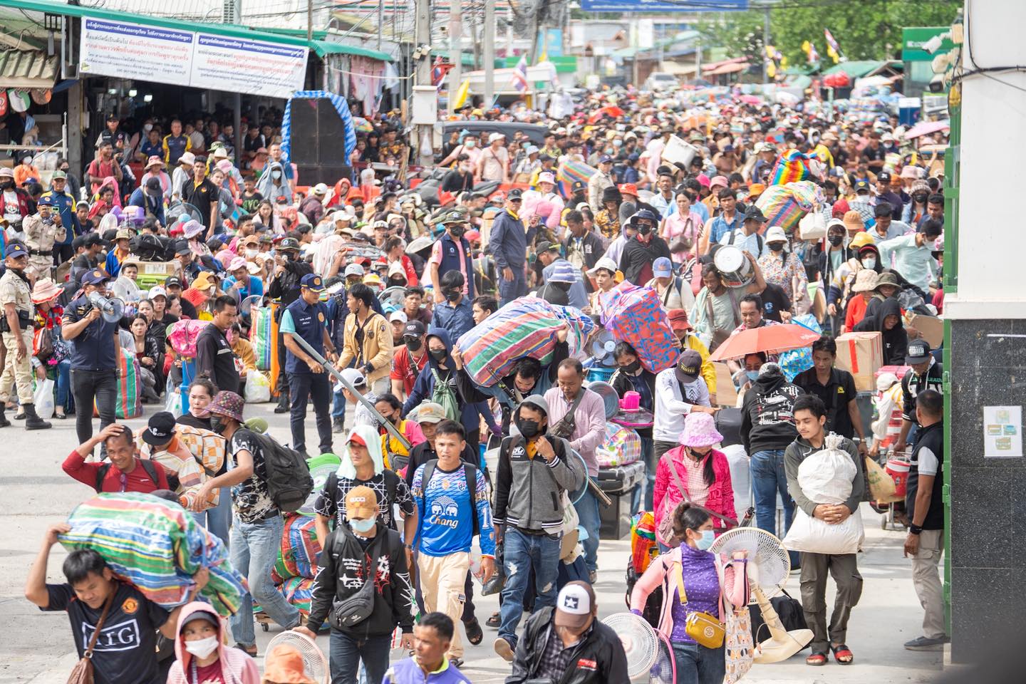 cambodianess.com