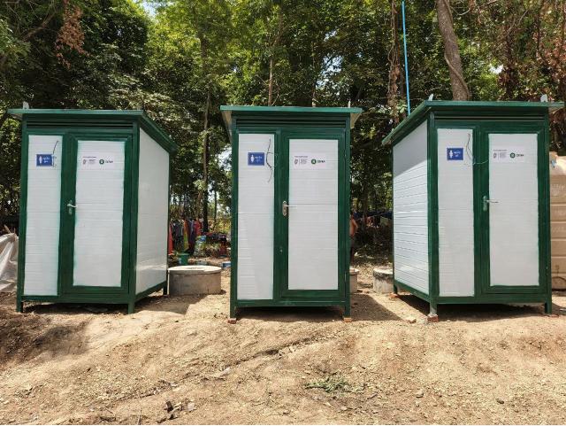 Oxfam Installs Mobile Toilets, Calls for Urgent Aid in Cambodia’s Displacement Camps