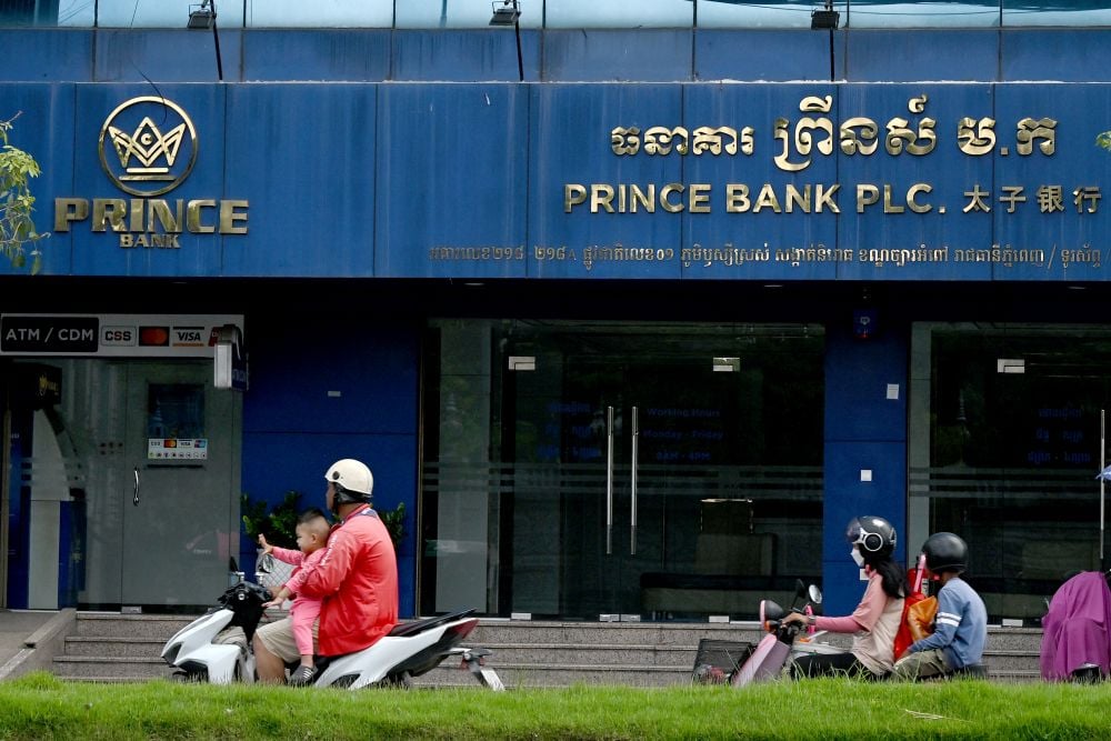 Cambodia Pledges Cooperation After UK, US Sanctions