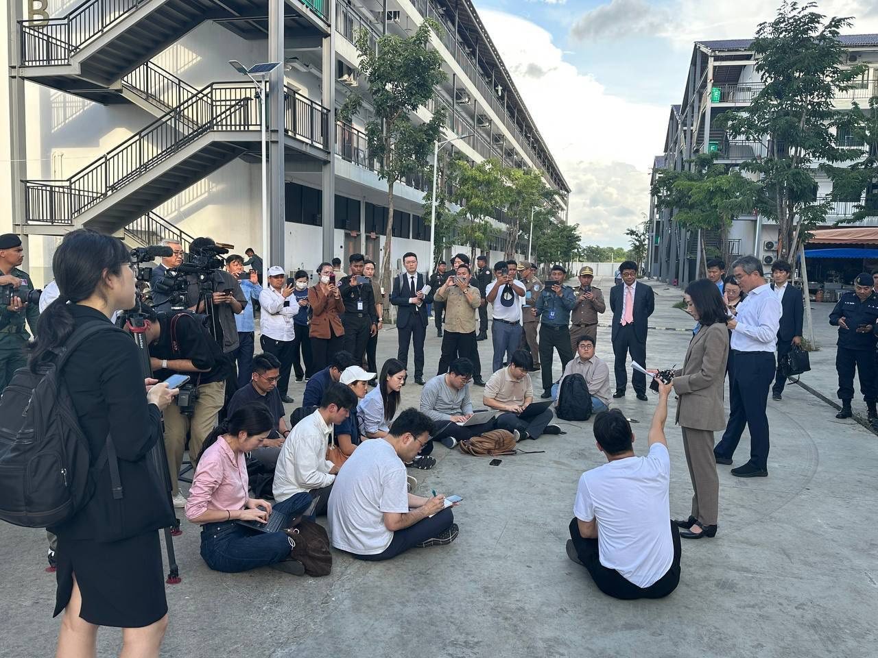 Cambodia to Repatriate 60 More Koreans Amid Scam Crackdown, Seeks Reputation Restoration