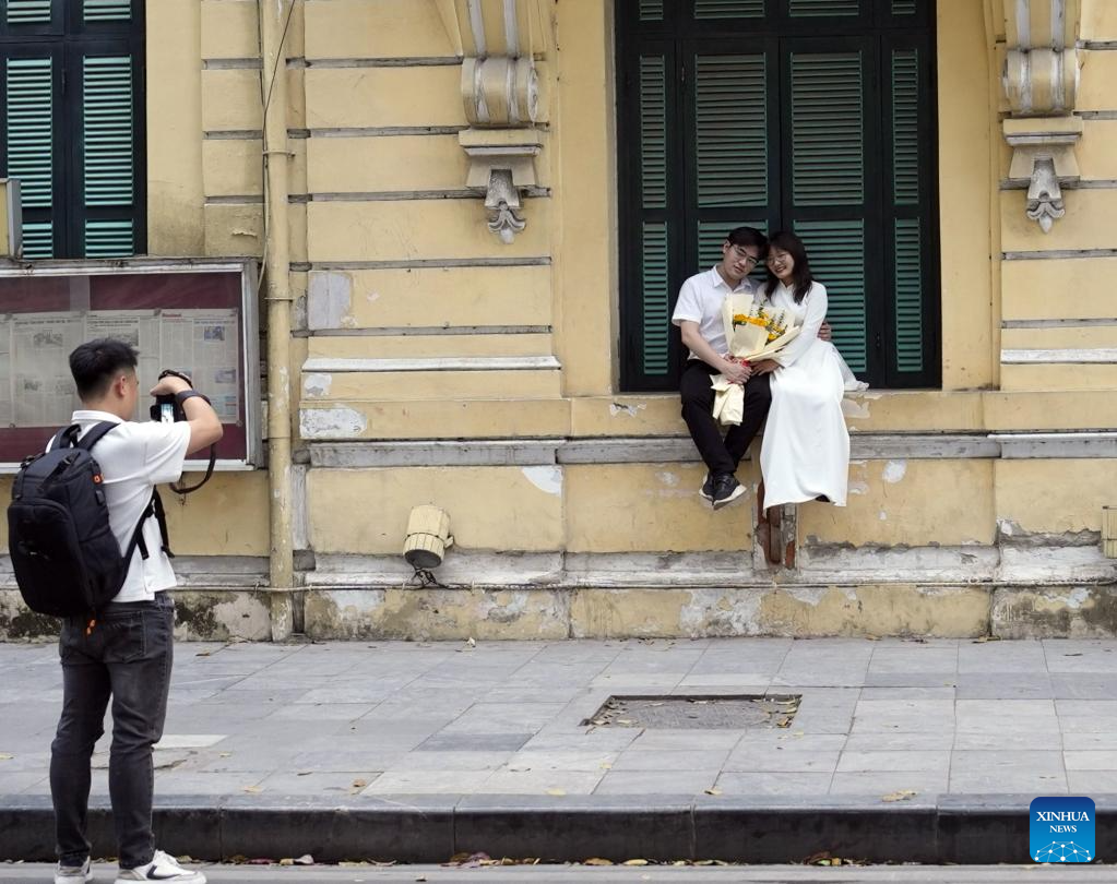 Vietnam Plans Housing Support For Mothers Of Two Before 35