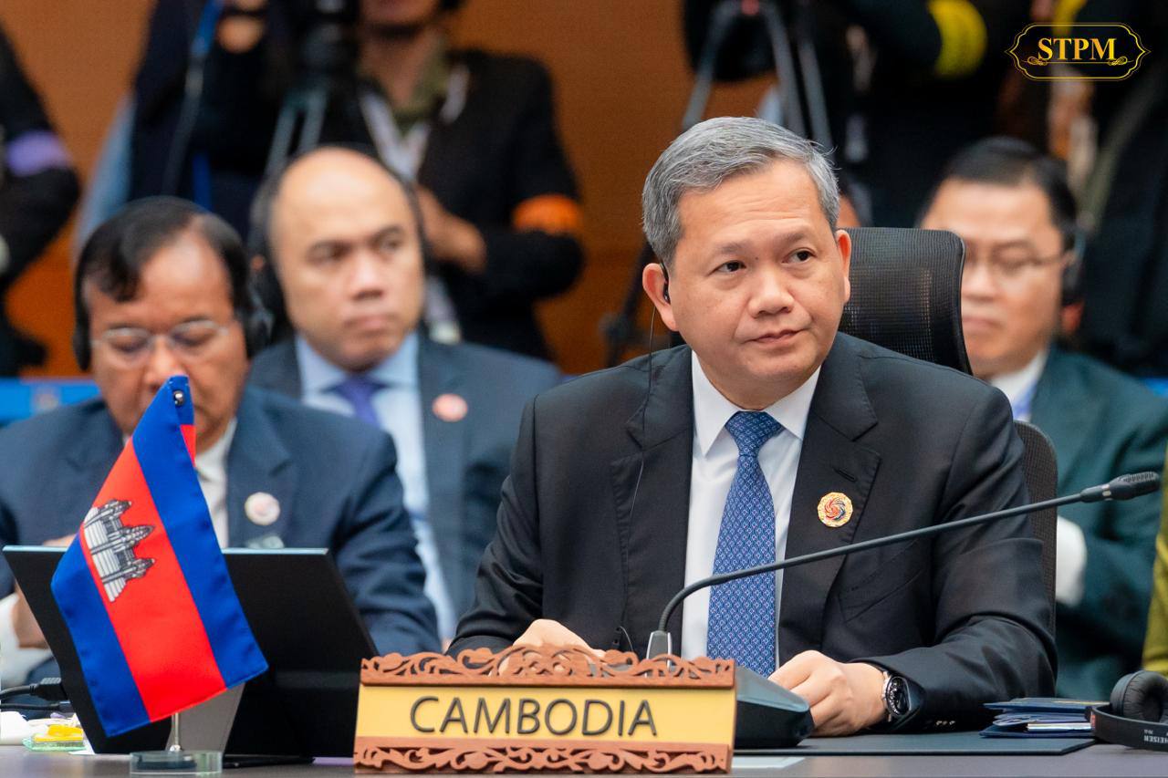 PM Ran Diplomatic Marathon in ASEAN Summit