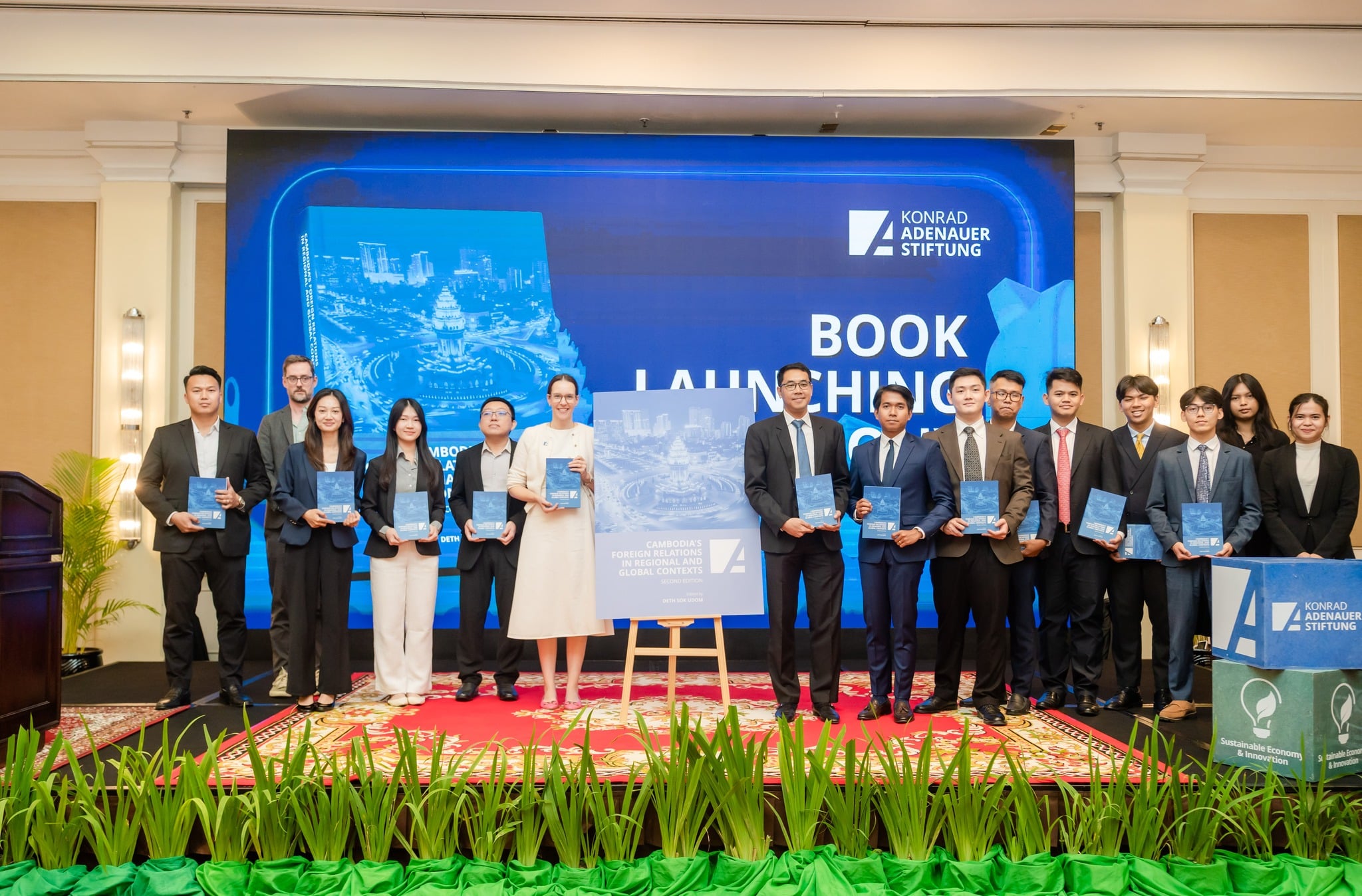 Scholars Reflect on Foreign Relations in Multipolar World