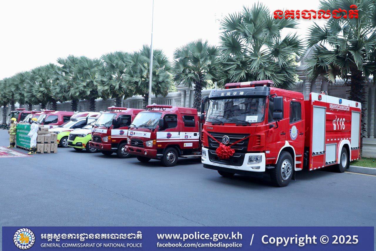 South Korea Aids Firefighting Effort