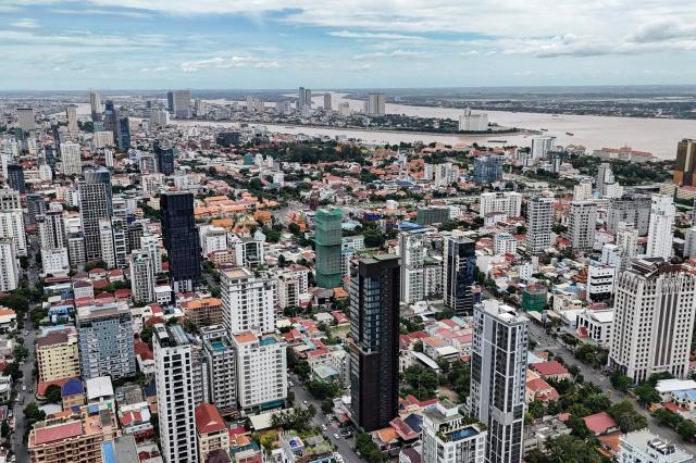 Chinese, Cambodian Investments Top Development Chart