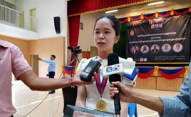 A Ratanakiri Province High School Student Beats University Students in the Ministry of Education Public Speaking Contest A Ratanakiri Province High School Student Beats University Students in the Ministry of Education Public Speaking Contest